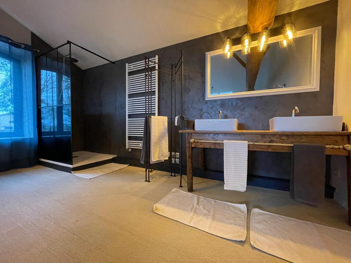 La Grange Aux Hirondelles - Appartement Complet Et Independant Commelle-Vernay Εξωτερικό φωτογραφία